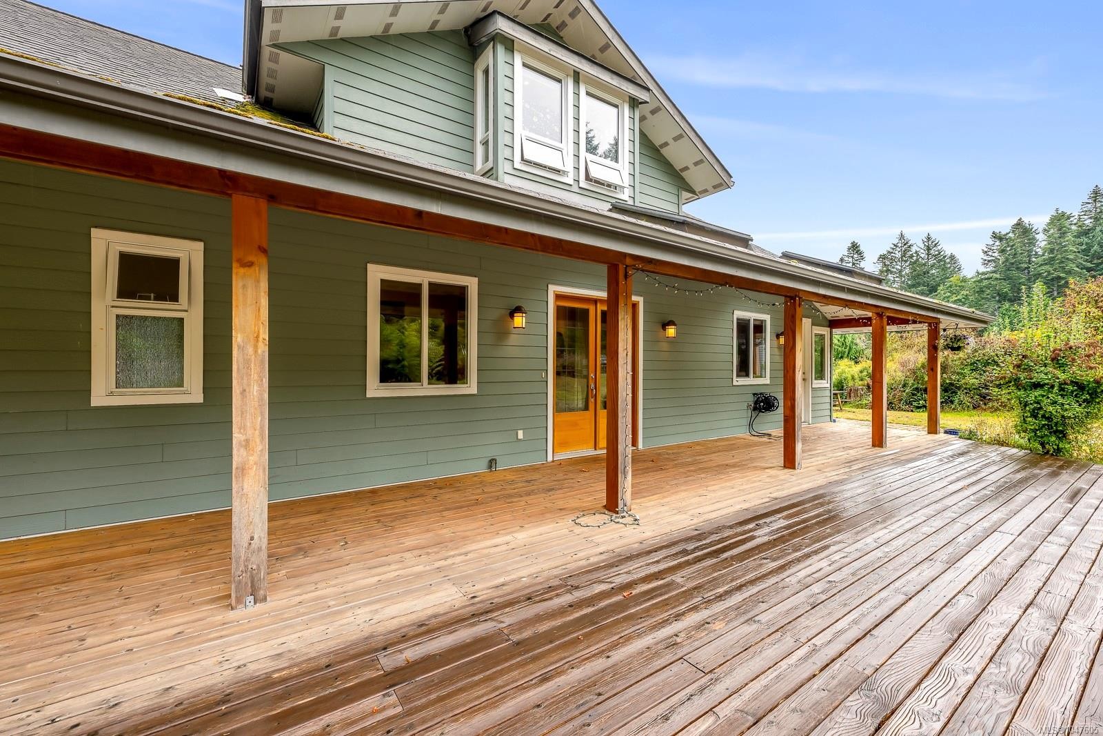 652 Fox Rd, Quadra Island, BC