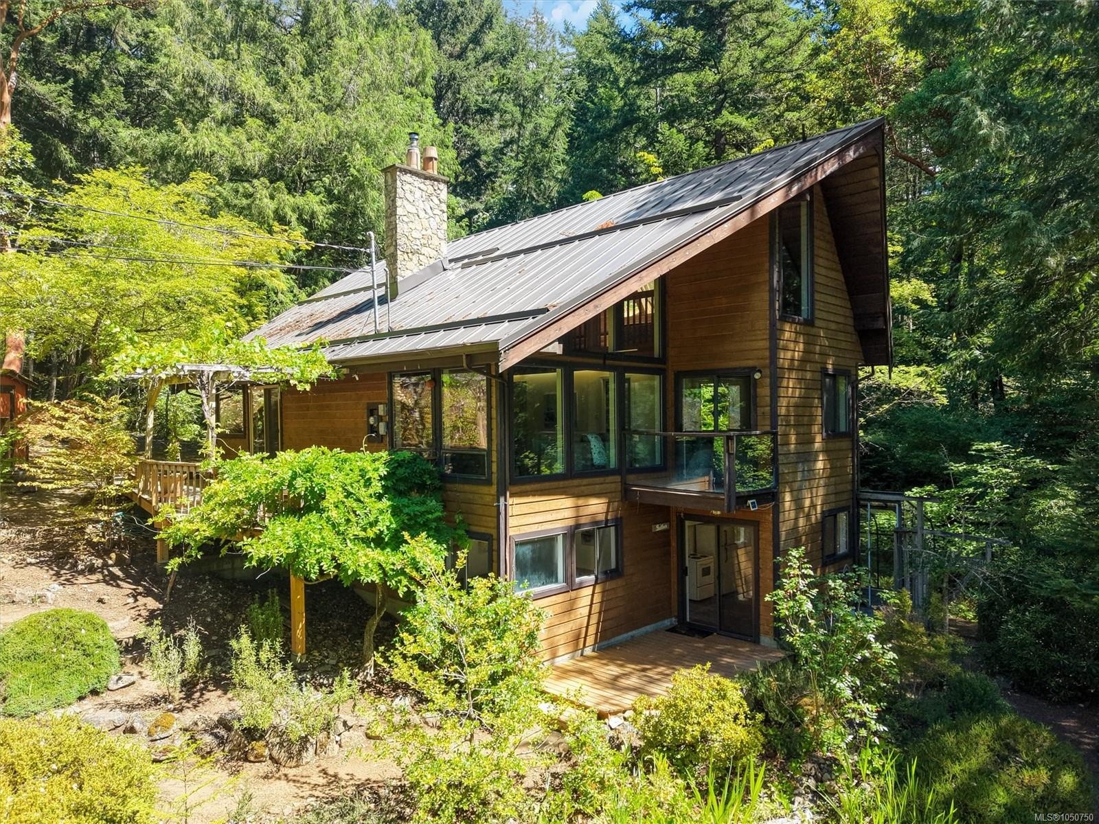 649 Lost Lake Rd, Highlands, BC