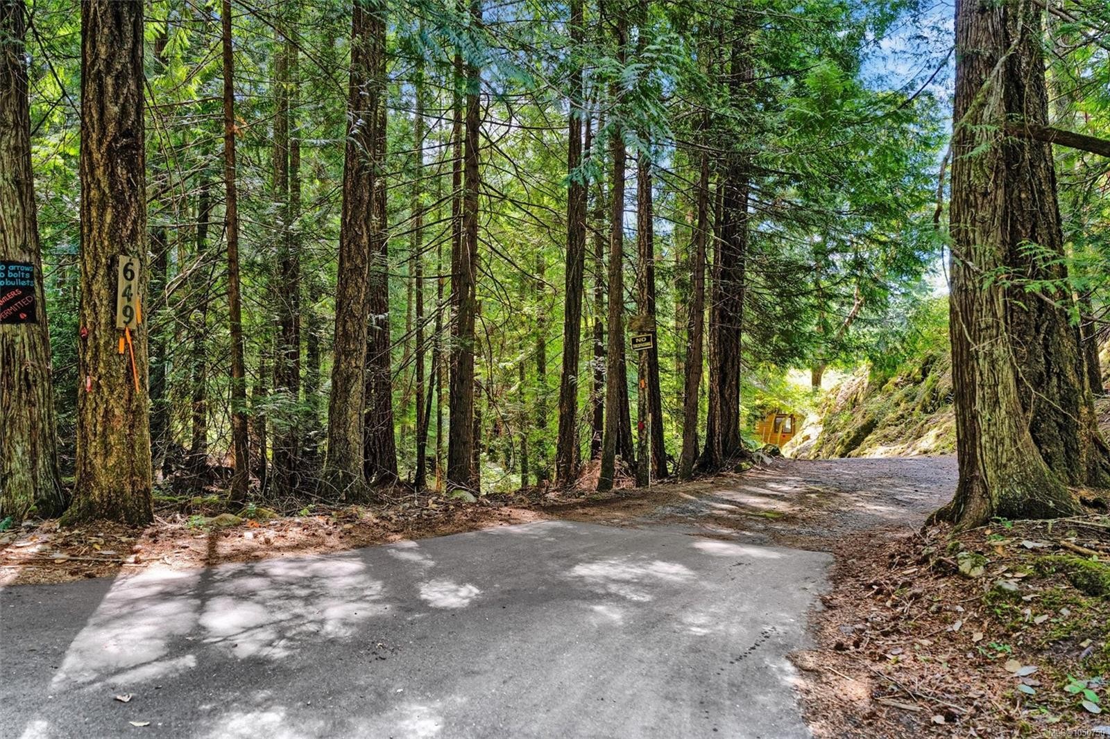 649 Lost Lake Rd, Highlands, BC