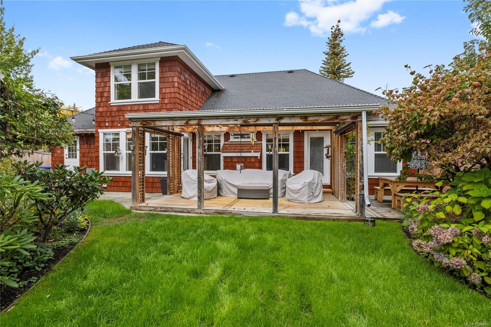 647 Temple St, Parksville, BC