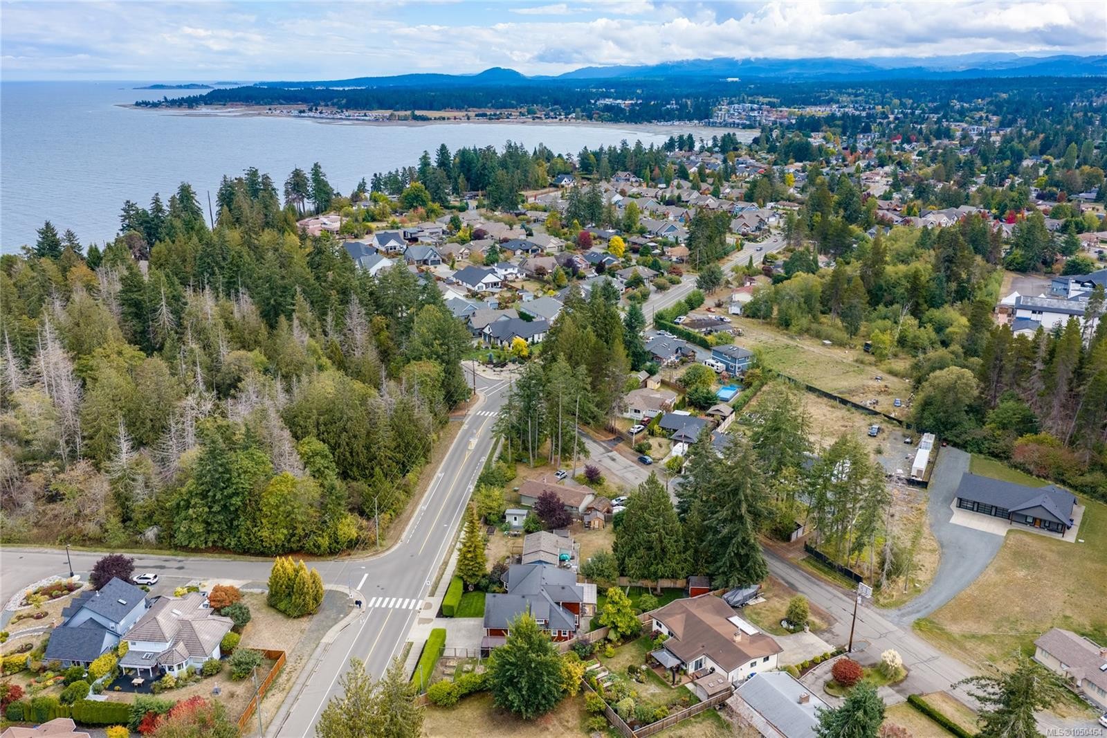 647 Temple St, Parksville, BC