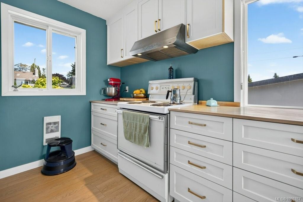 2158 Downey Ave, Comox, BC
