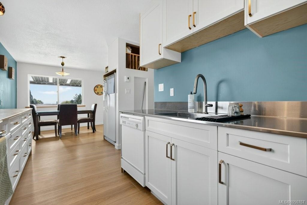 2158 Downey Ave, Comox, BC