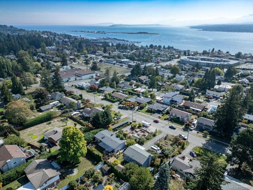 2158 Downey Ave, Comox, BC
