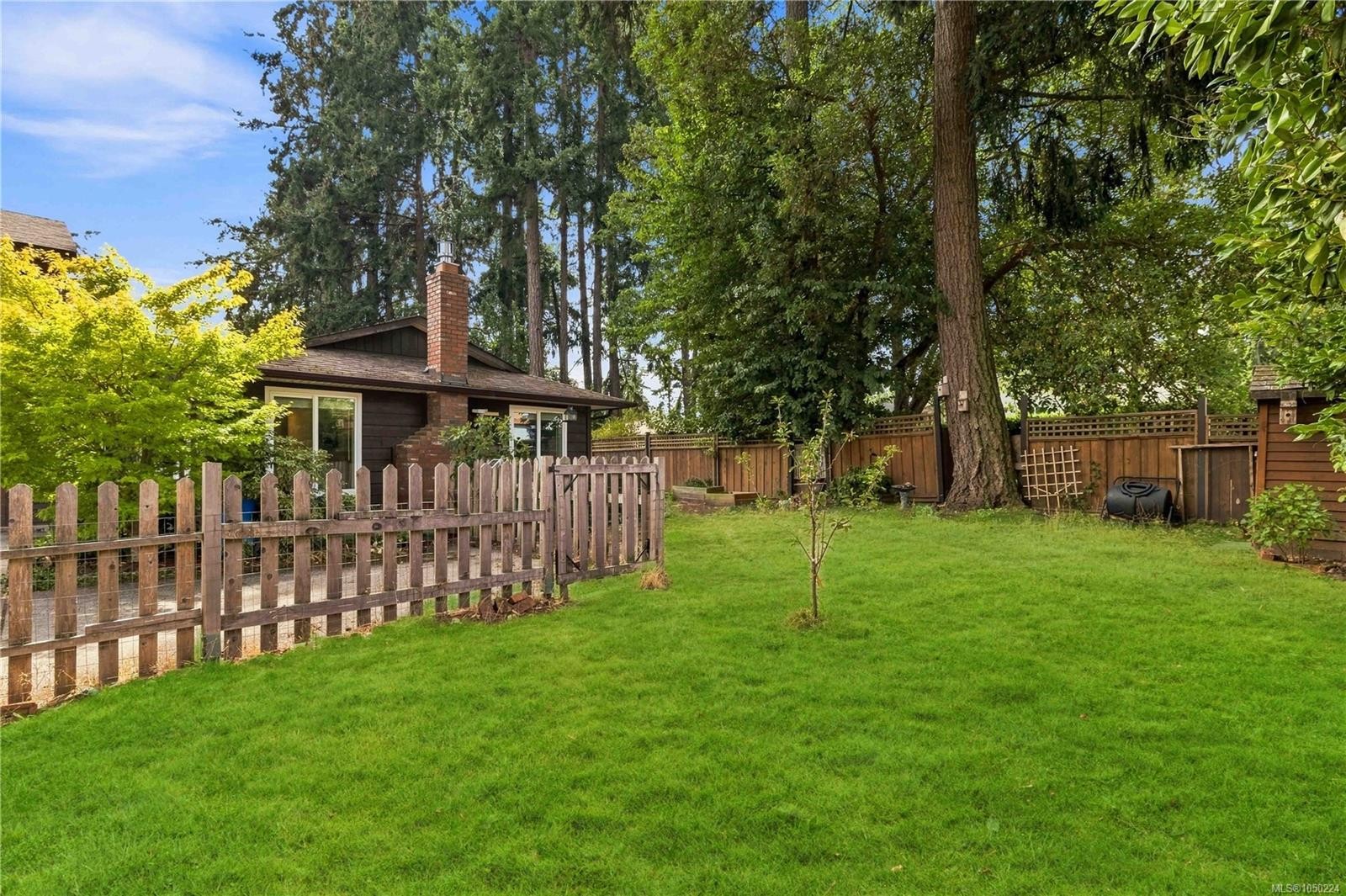 #B-2319 Sooke Rd, Colwood, BC