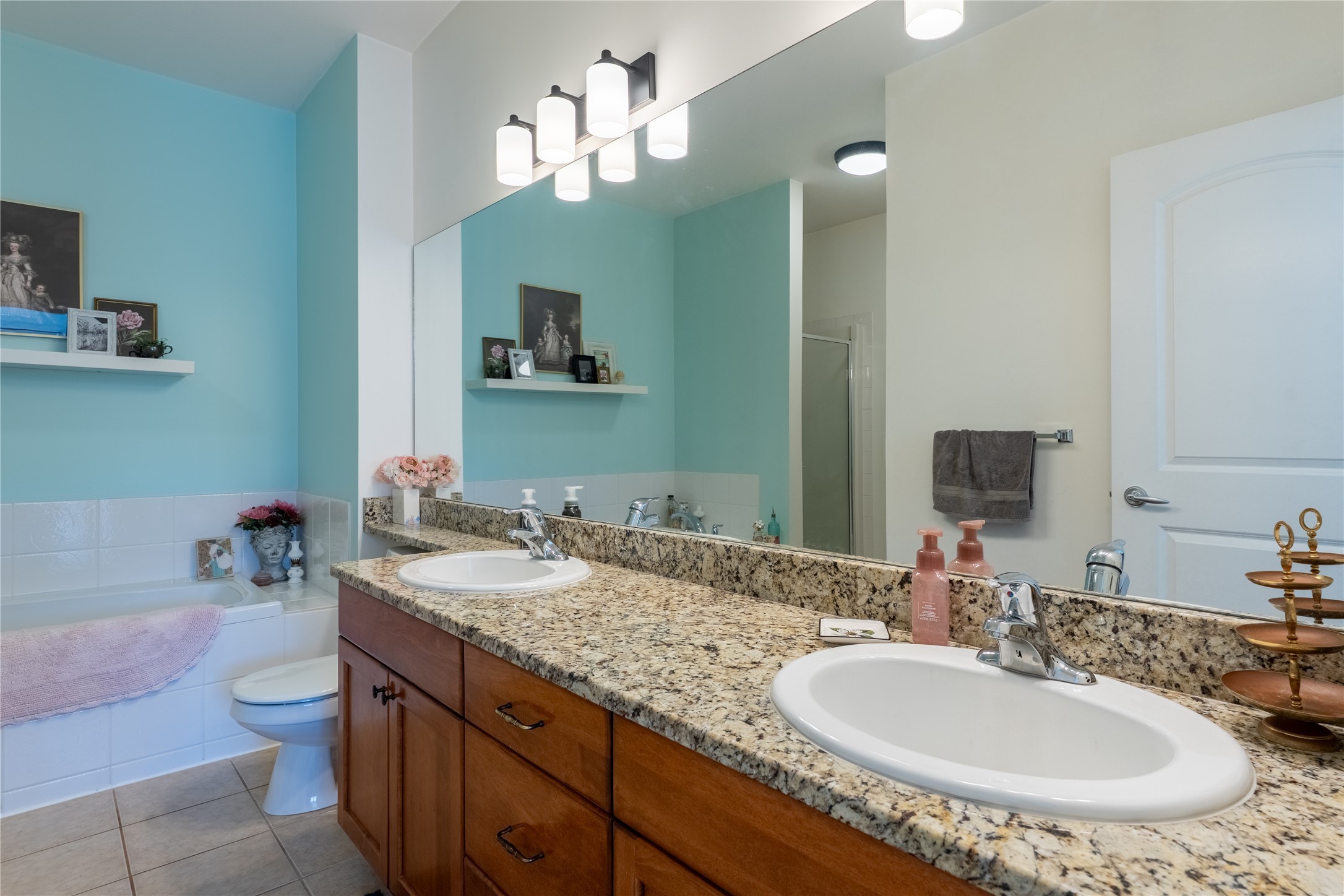 203-2523 Shannon View Drive, West Kelowna, BC