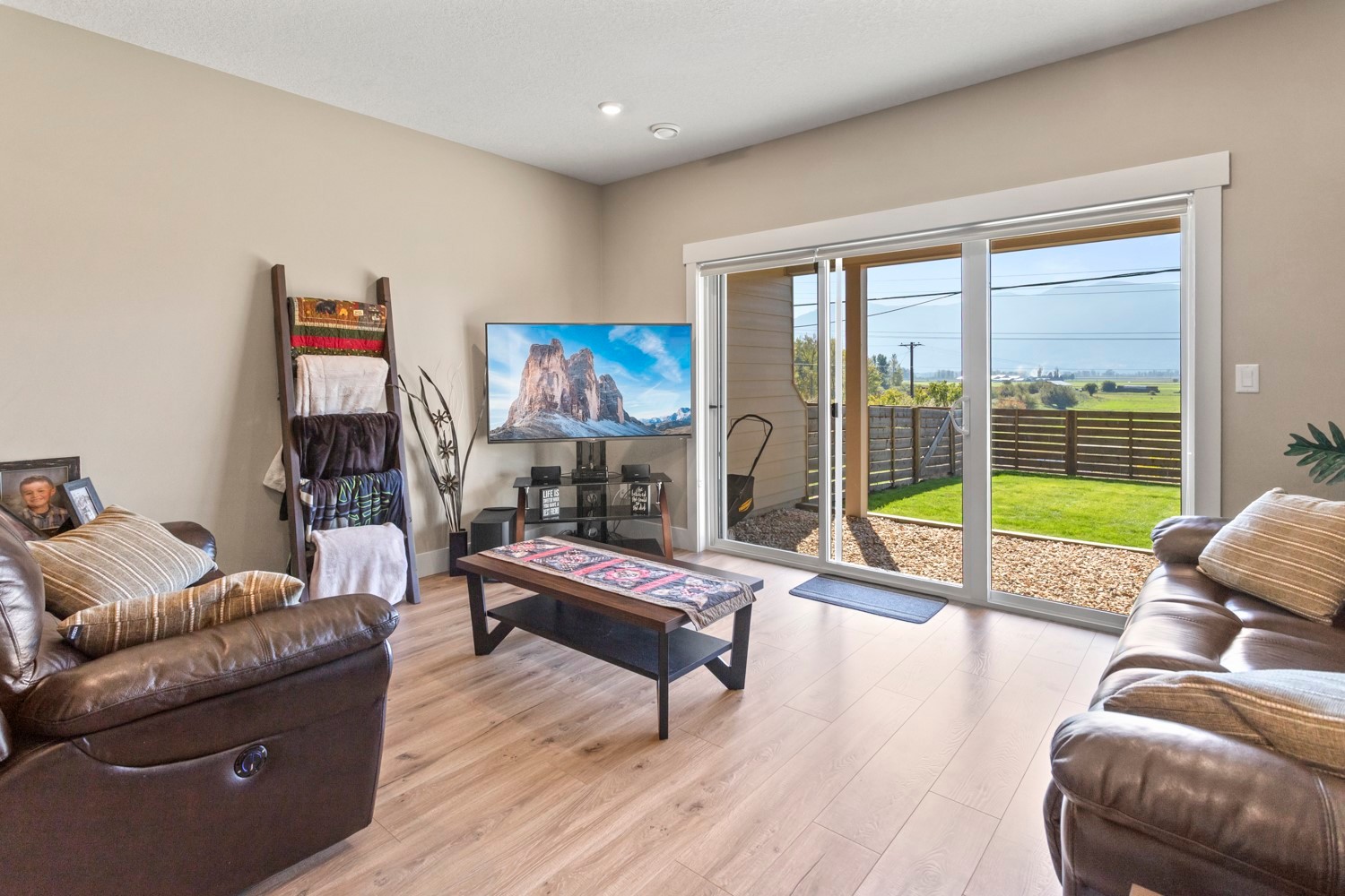 837 Selkirk Drive, Creston, BC
