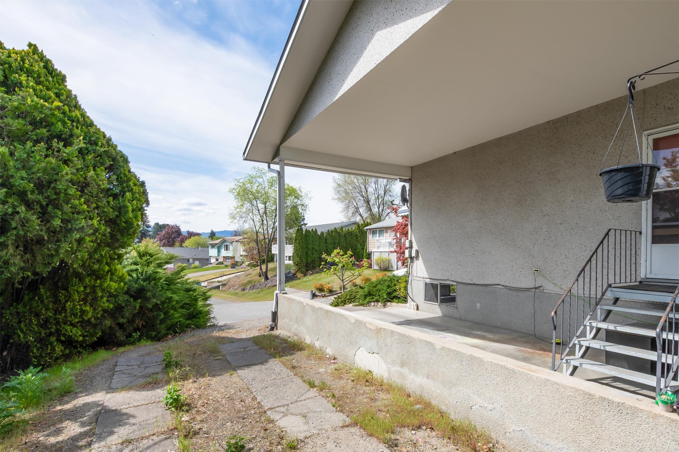 1360 Elm Street, Kelowna, BC