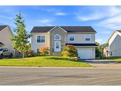 14 Hallihan DR Oromocto, NB E2V 0C5