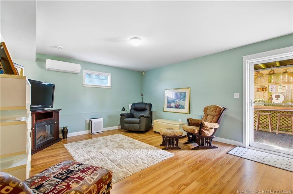 14 Hallihan Dr, Oromocto, NB