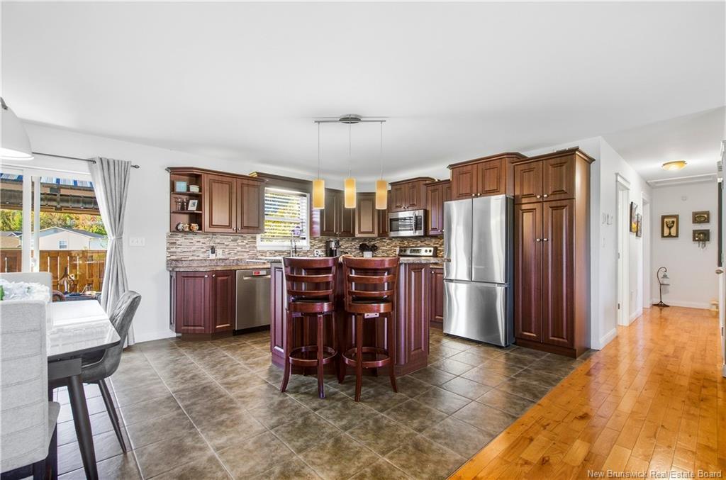 14 Hallihan Dr, Oromocto, NB
