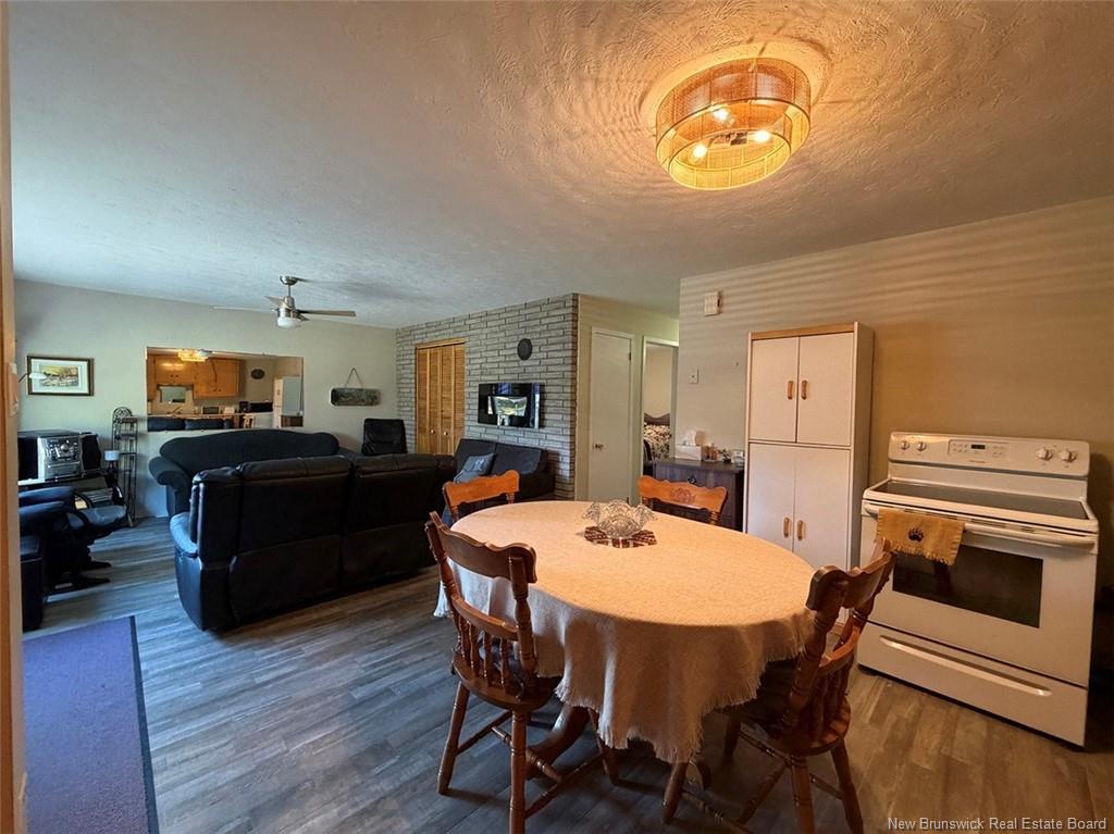 198 Riviere Madawaska Rd, Saint-Jacques, NB