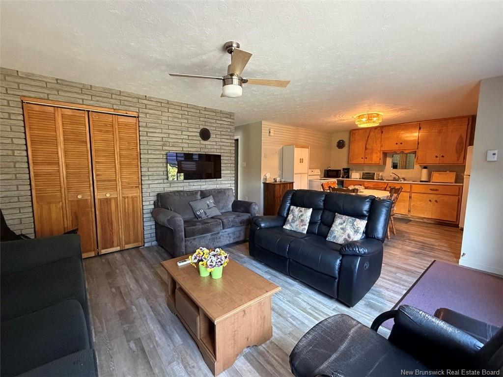 198 Riviere Madawaska Rd, Saint-Jacques, NB