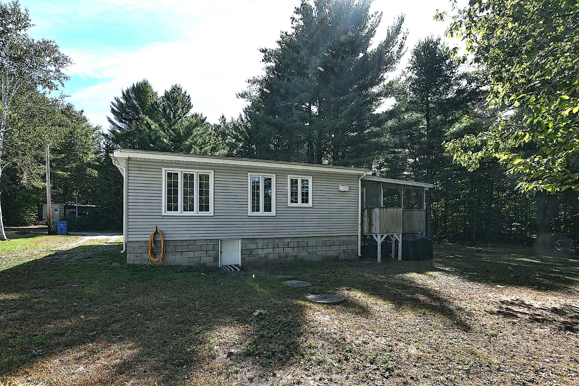Back of Structure - 3143 Rue De L'Entente, Sainte-Julienne, QC