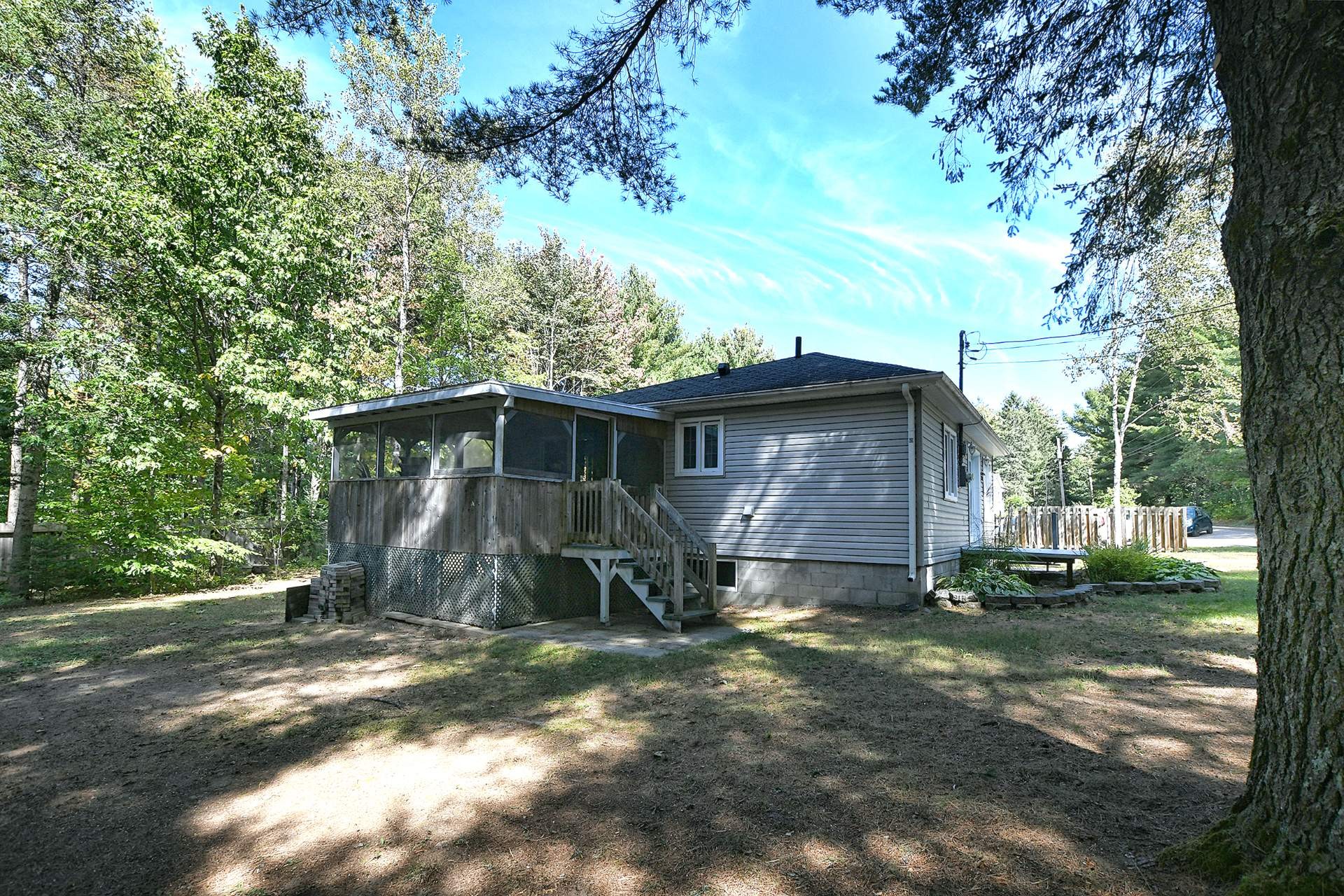 Back of Structure - 3143 Rue De L'Entente, Sainte-Julienne, QC