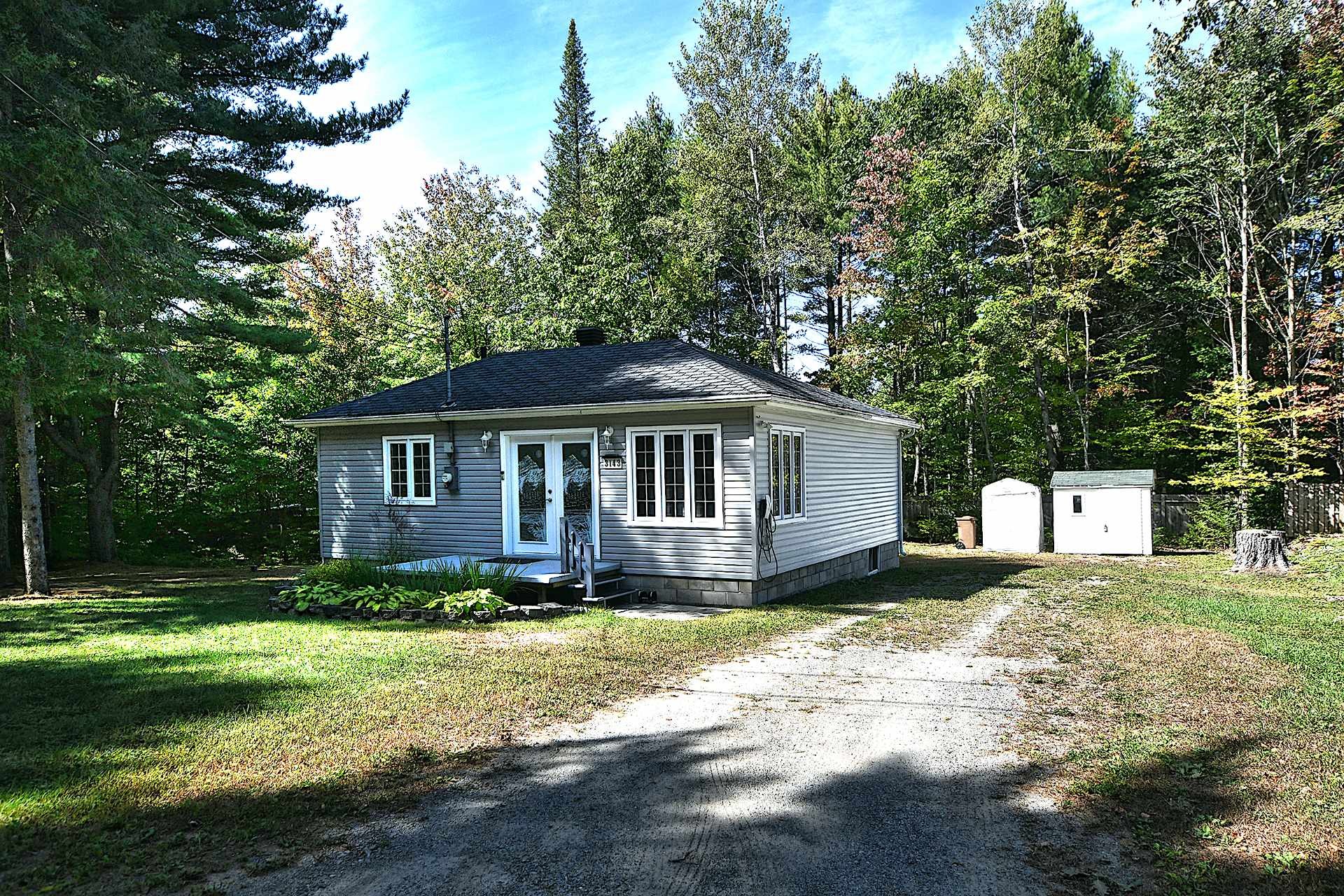 Front of Structure - 3143 Rue De L'Entente, Sainte-Julienne, QC