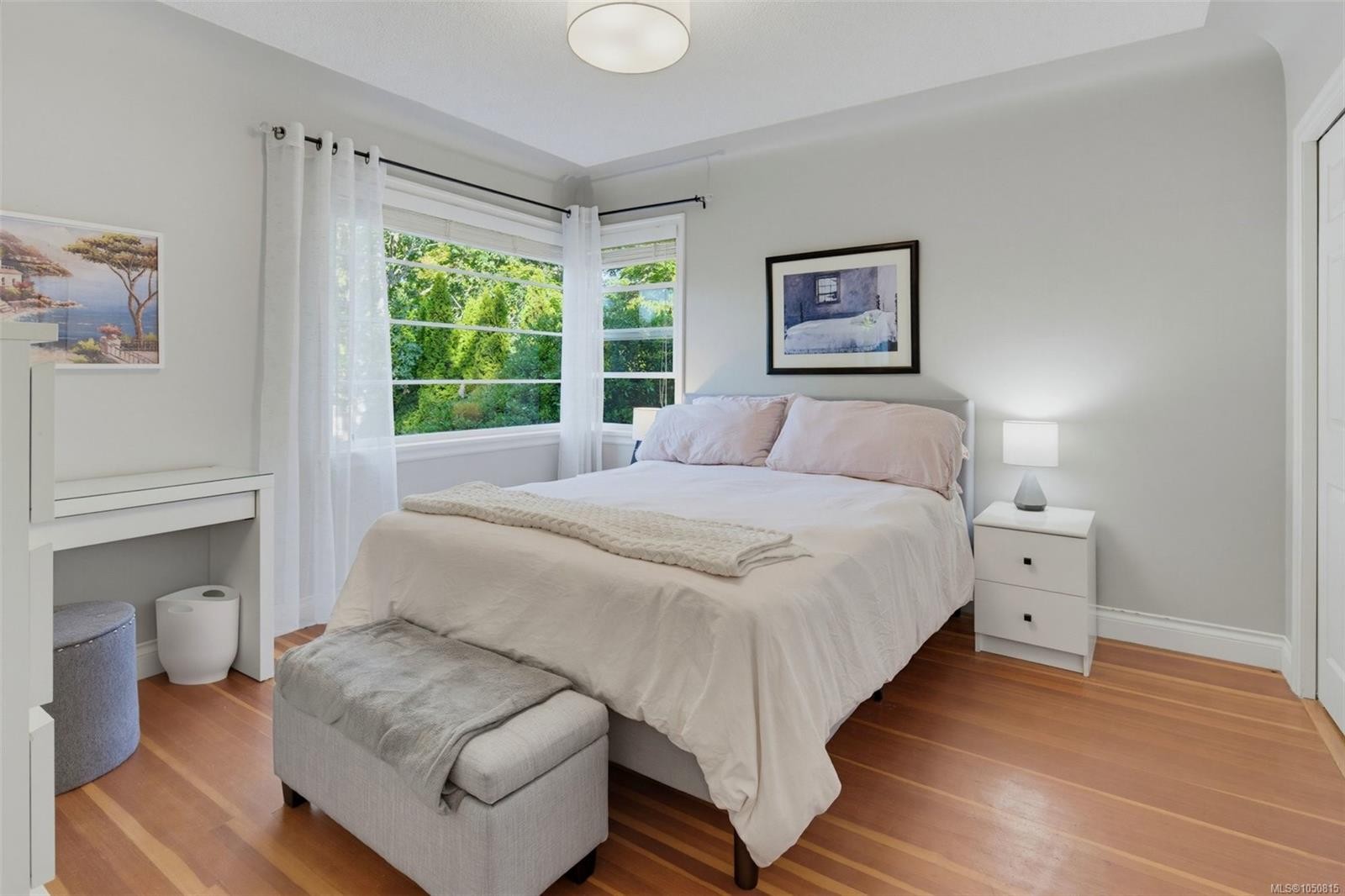 943 Linkleas Ave, Oak Bay, BC