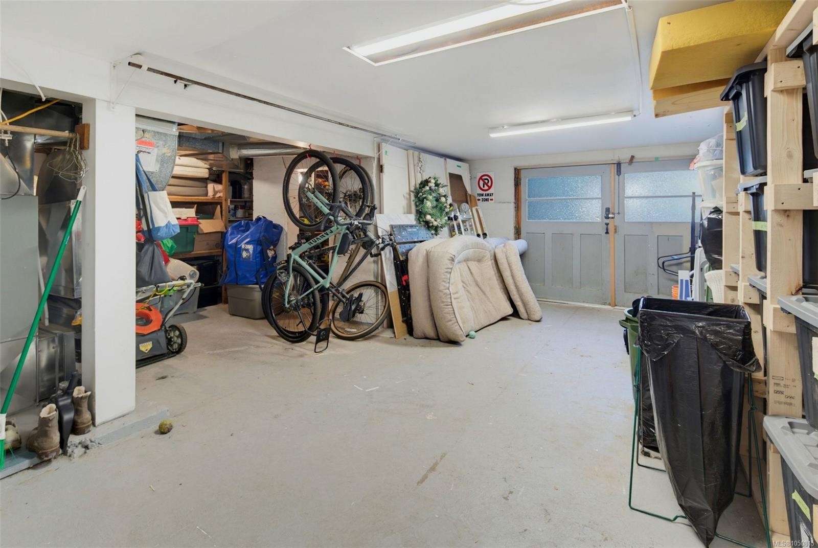 943 Linkleas Ave, Oak Bay, BC
