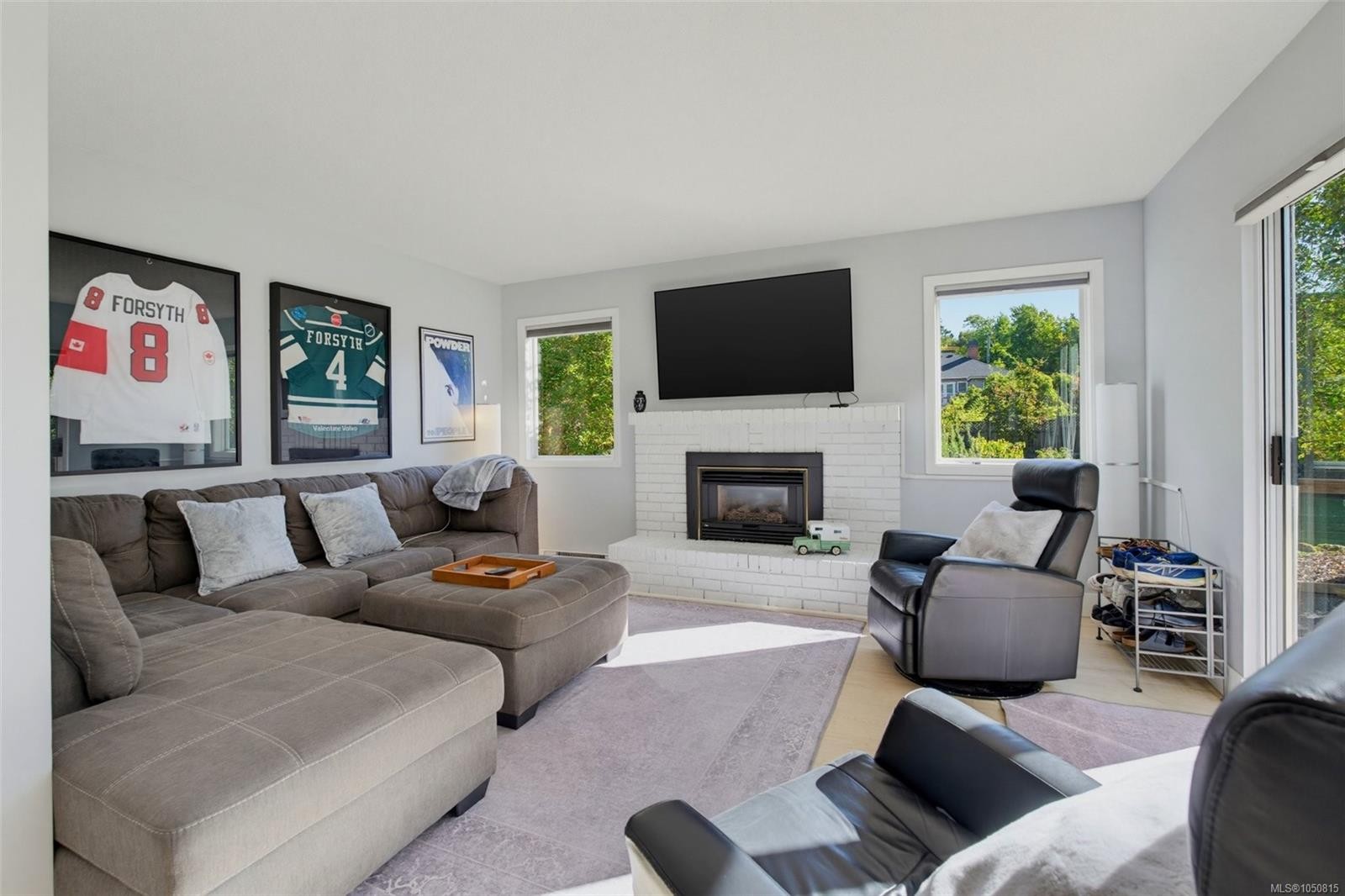 943 Linkleas Ave, Oak Bay, BC