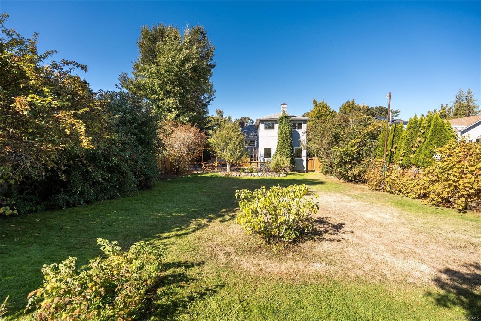 943 Linkleas Ave, Oak Bay, BC
