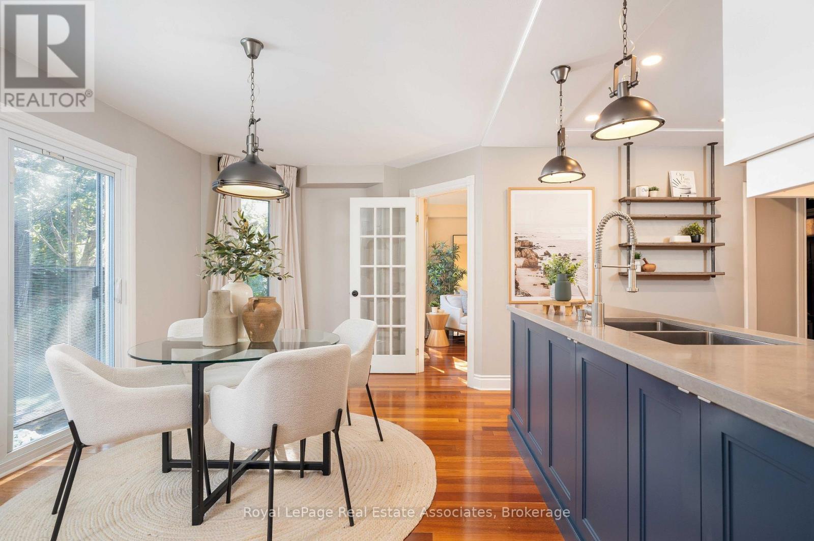 2253 Towne Boulevard, Oakville, ON