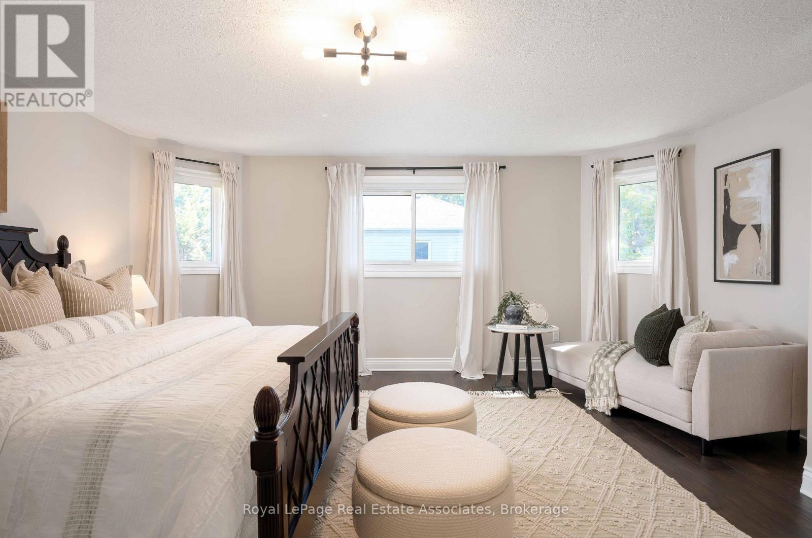 2253 Towne Boulevard, Oakville, ON