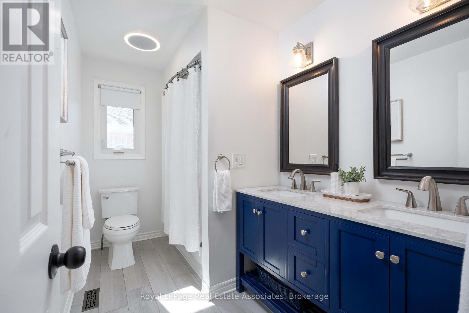 2253 Towne Boulevard, Oakville, ON