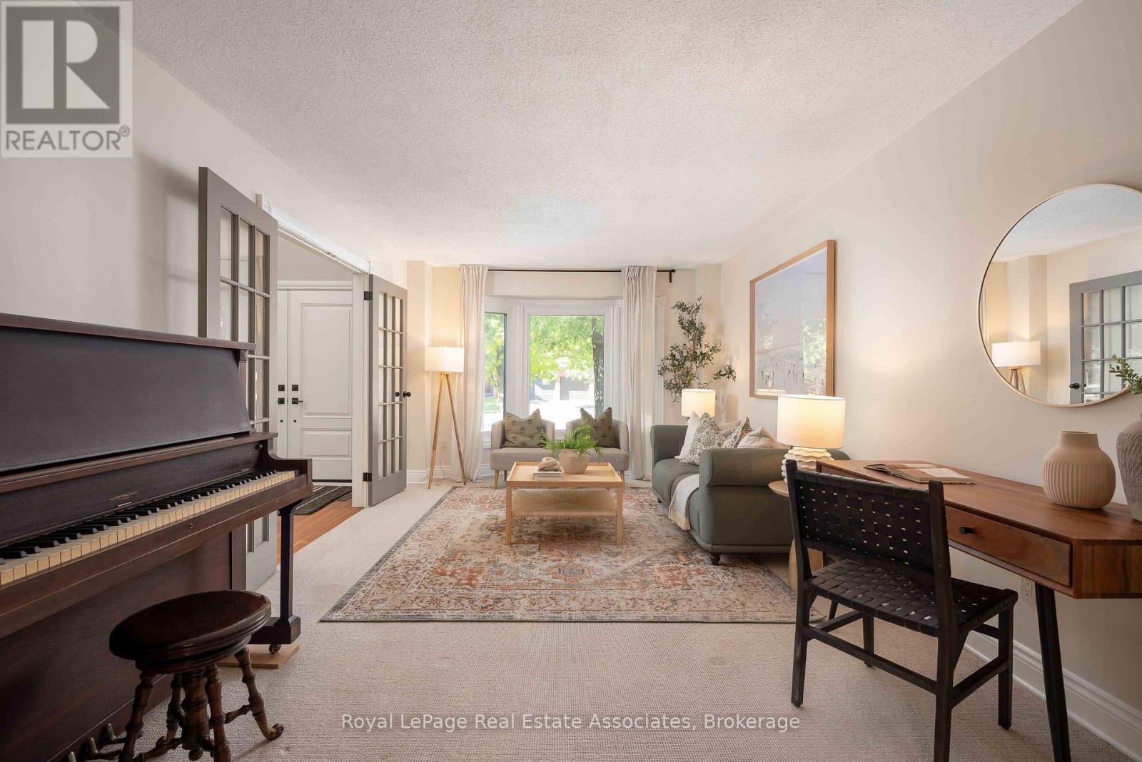 2253 Towne Boulevard, Oakville, ON