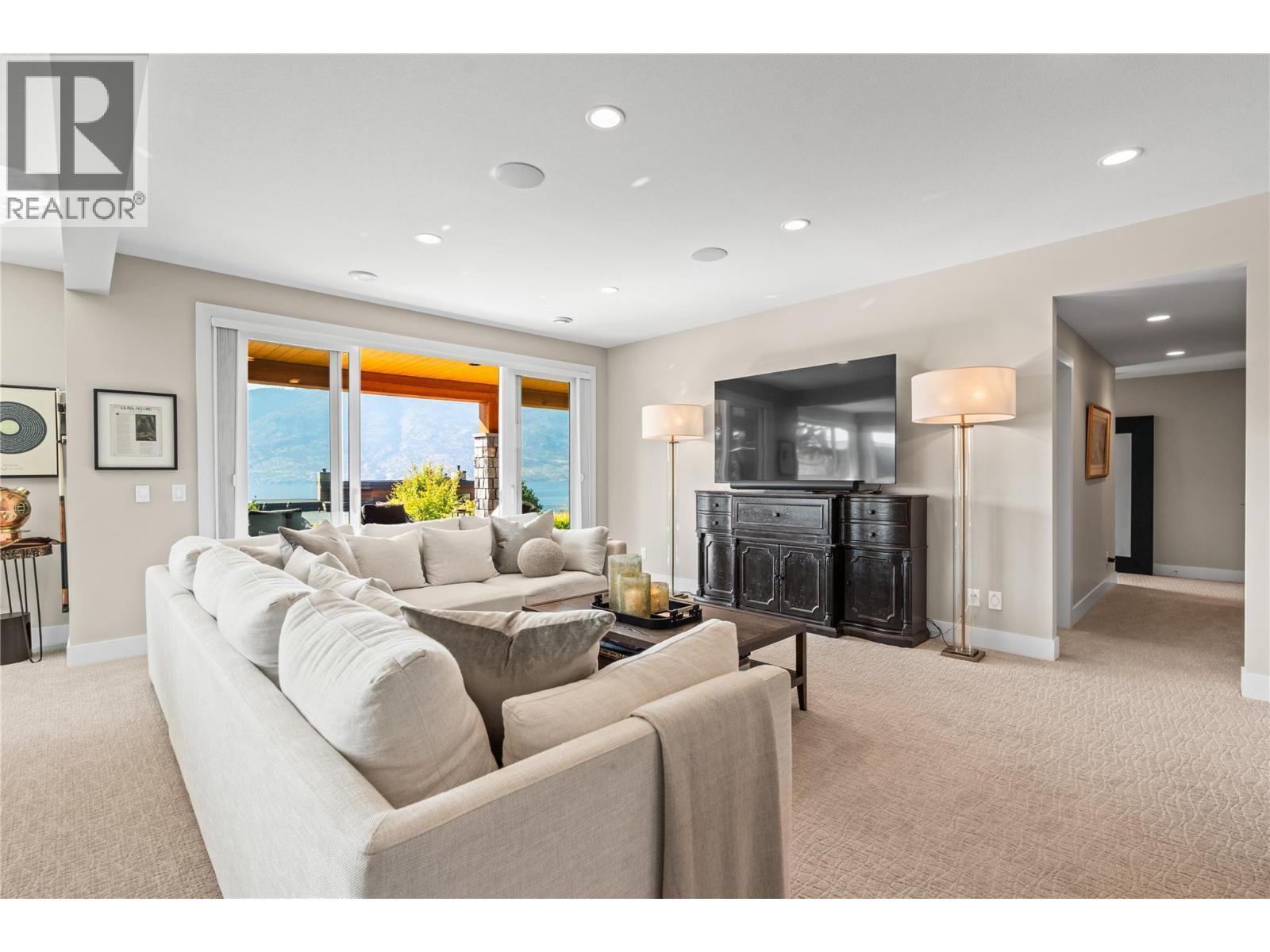 Family Room - 1666 Lakestone Drive, Lake Country, BC