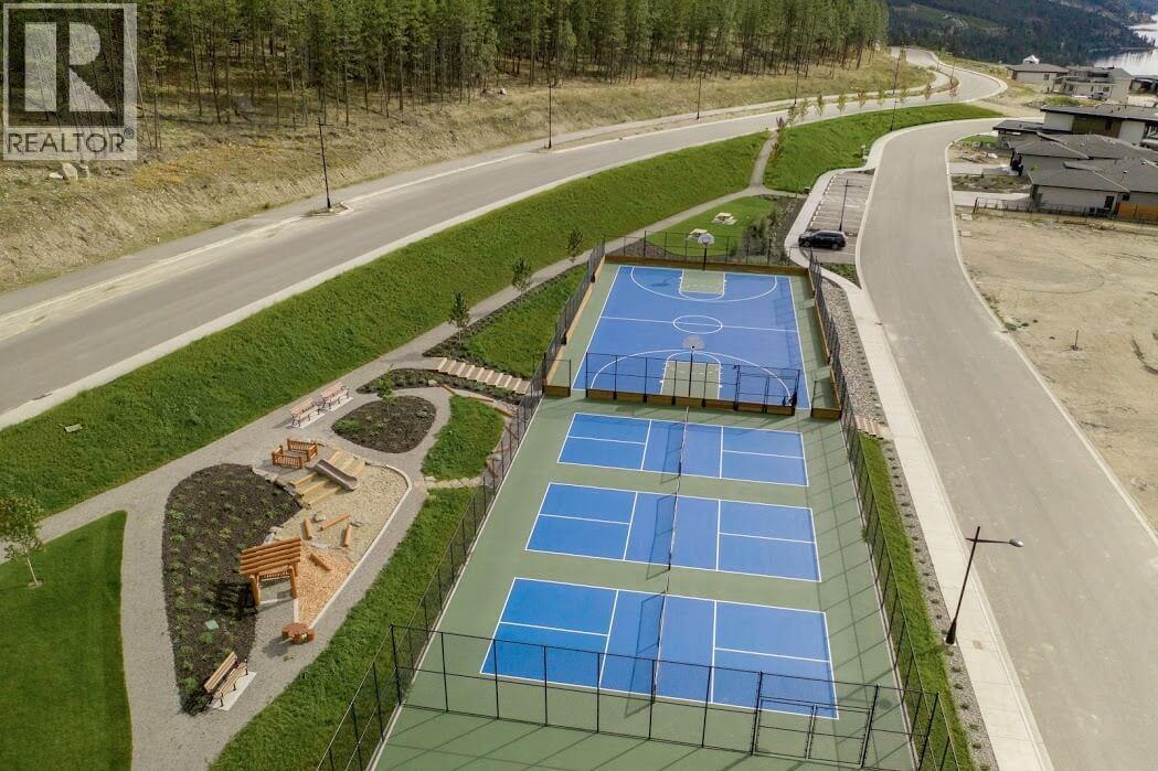 Sport Courts - Benchlands - 1666 Lakestone Drive, Lake Country, BC