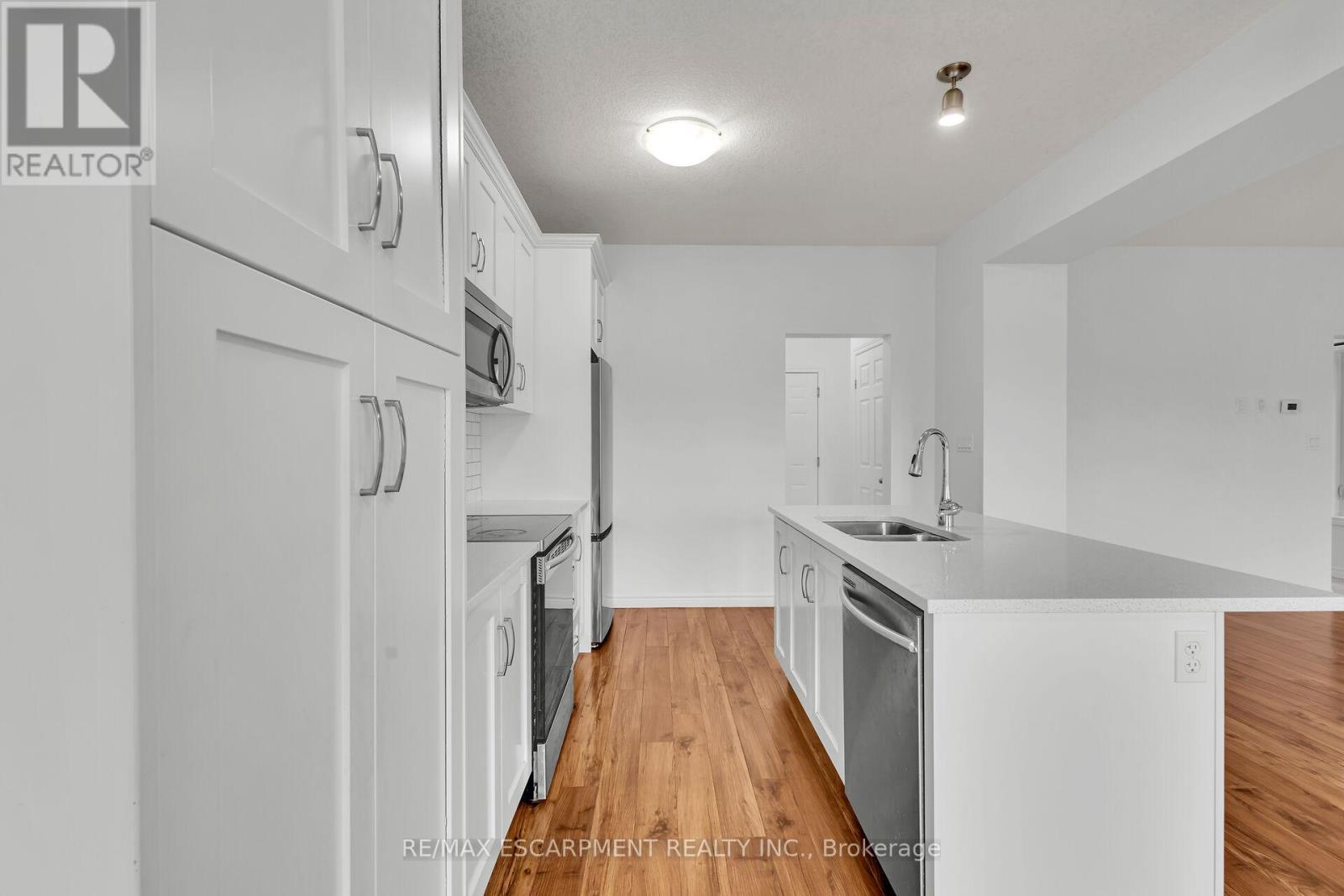 1318 Caen Avenue, Woodstock, ON