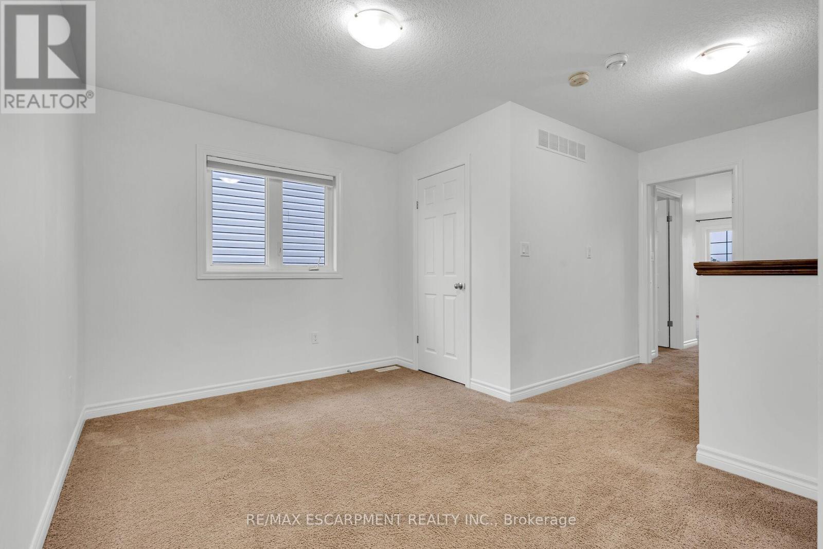 1318 Caen Avenue, Woodstock, ON