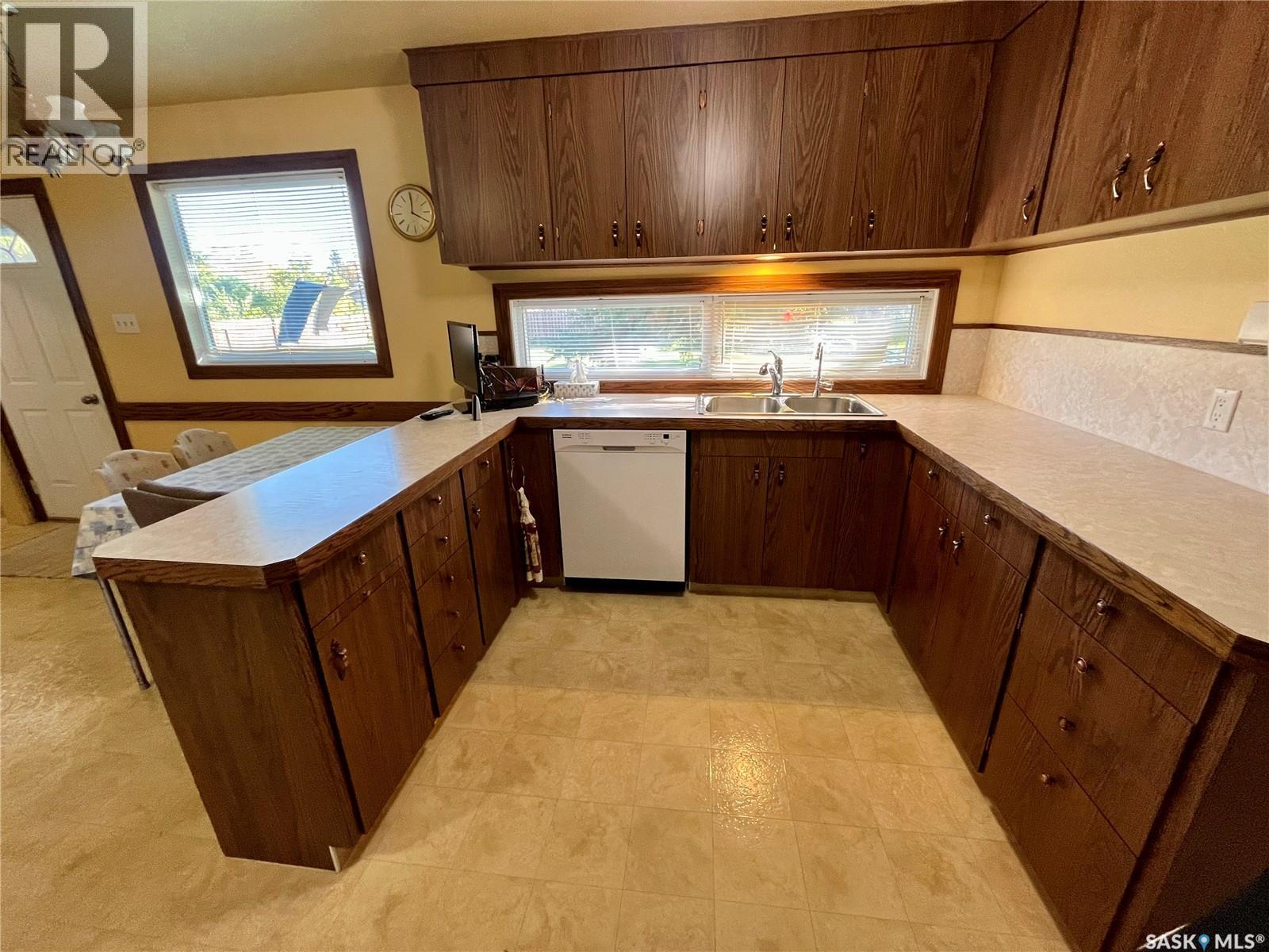 1123 Asquith Drive, Esterhazy, SK
