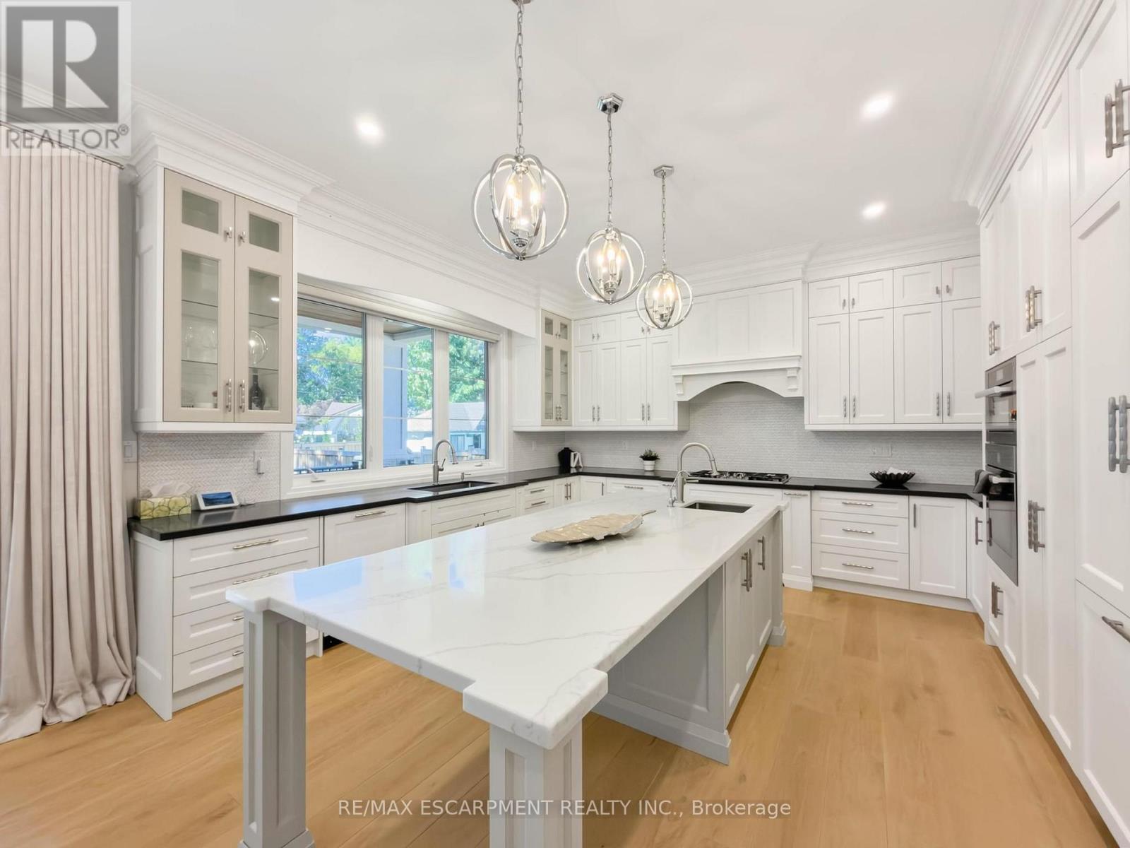 236 Poplar Drive, Burlington, ON