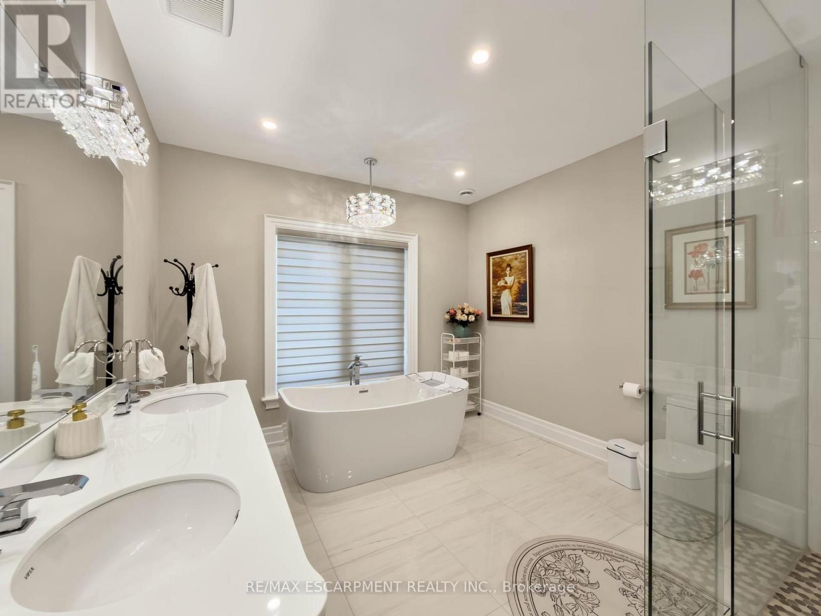 236 Poplar Drive, Burlington, ON