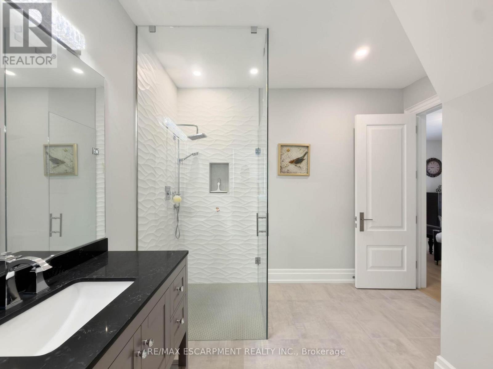 236 Poplar Drive, Burlington, ON