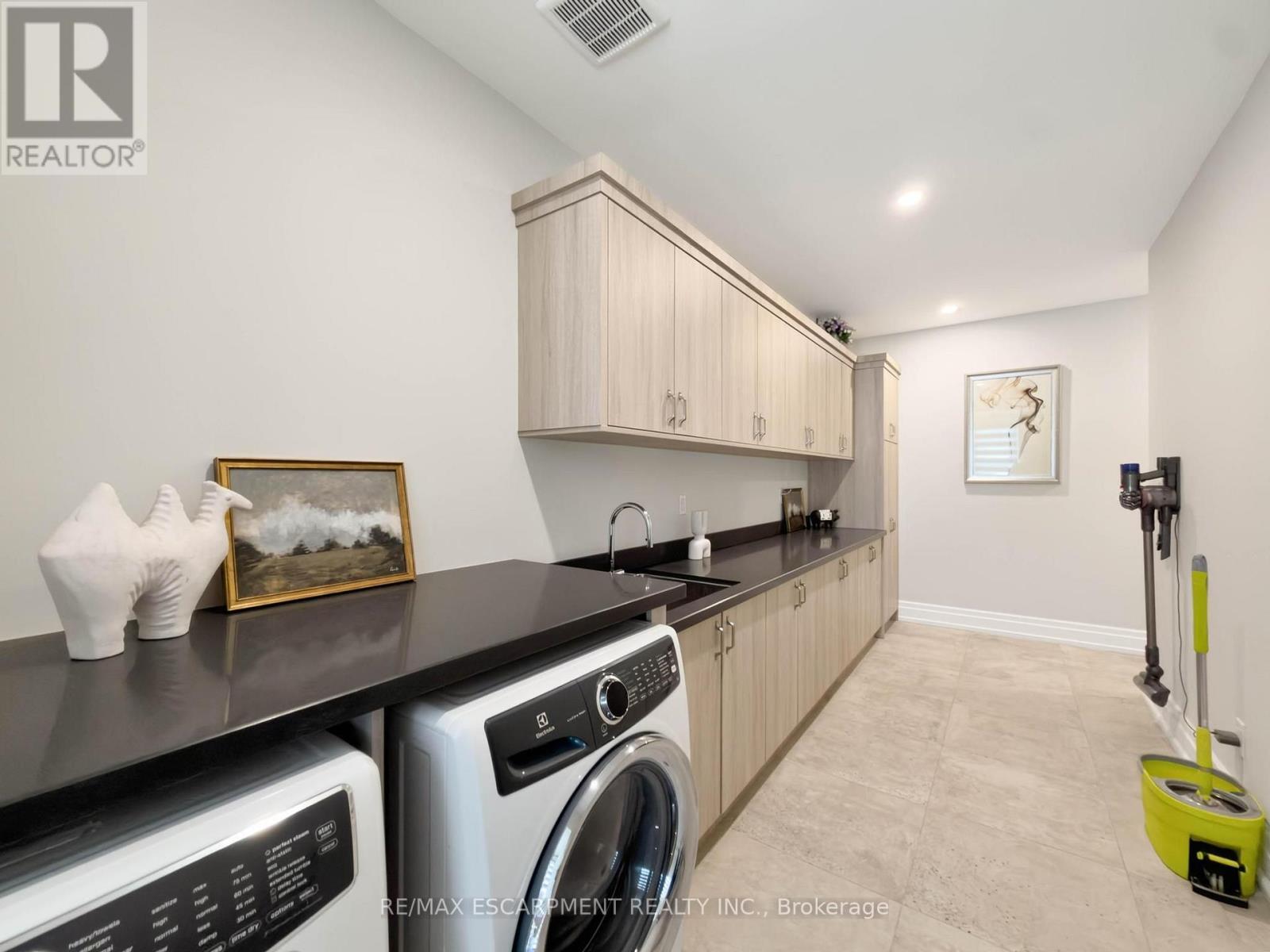 236 Poplar Drive, Burlington, ON