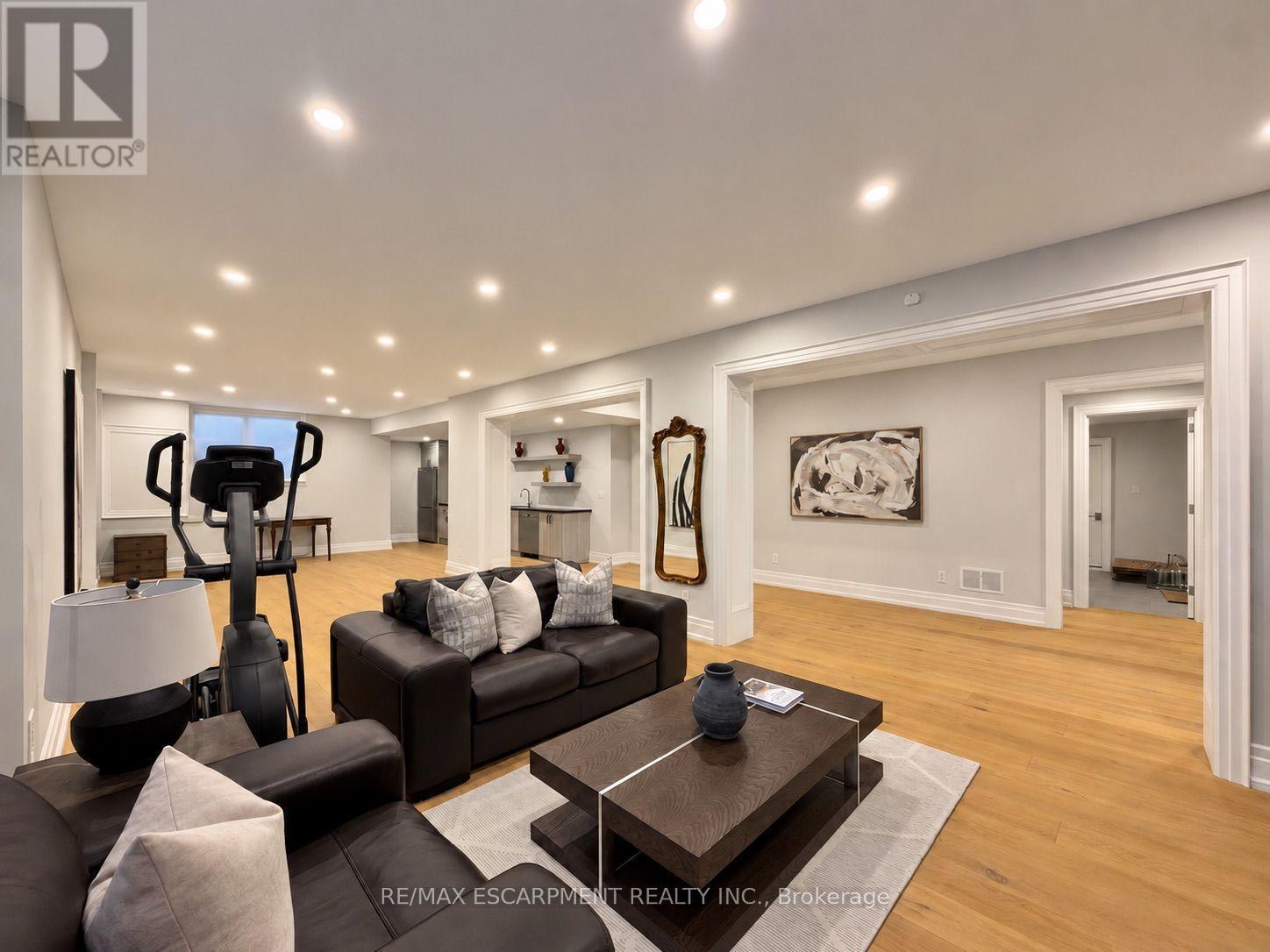 236 Poplar Drive, Burlington, ON