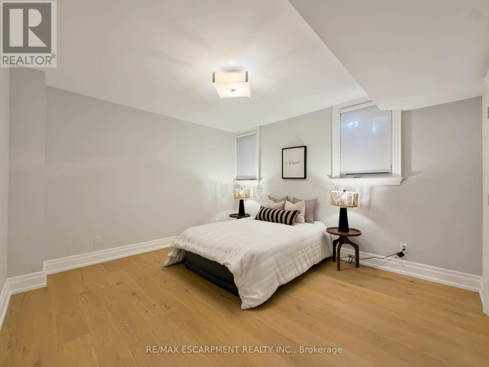 236 Poplar Drive, Burlington, ON