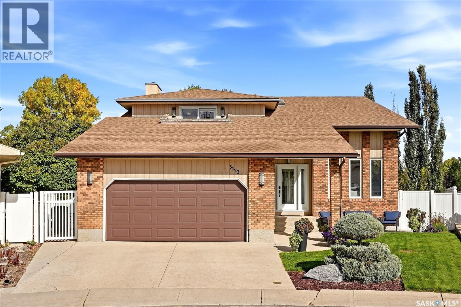 3123 Kanuka Place E, Regina, SK