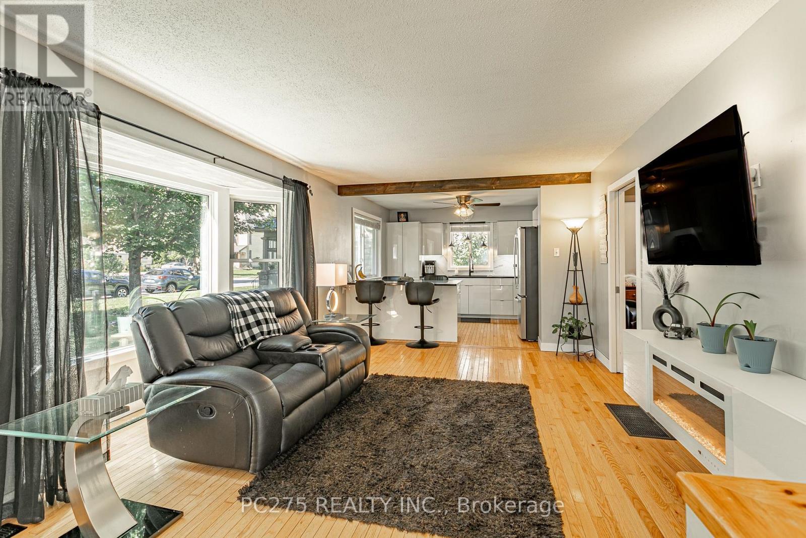 82 Centre Street, Huron East (Seaforth), ON