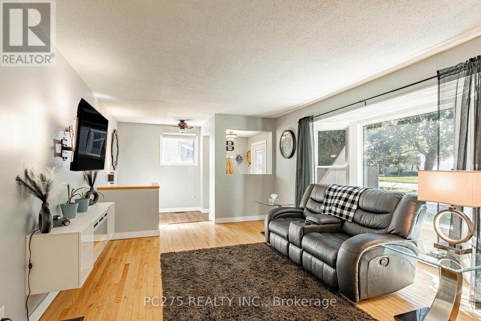82 Centre Street, Huron East (Seaforth), ON