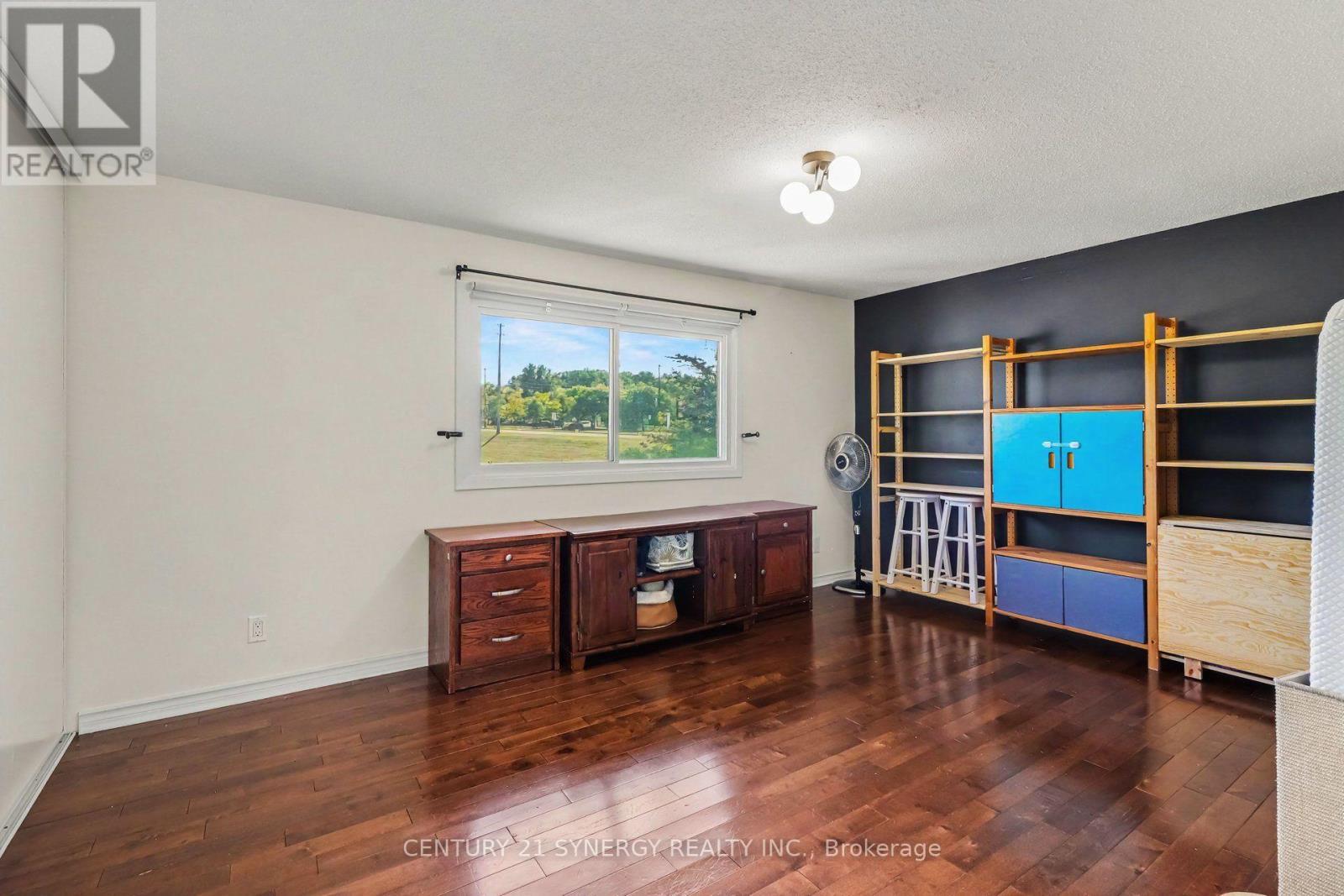 6170 Brookside Lane, Ottawa, ON