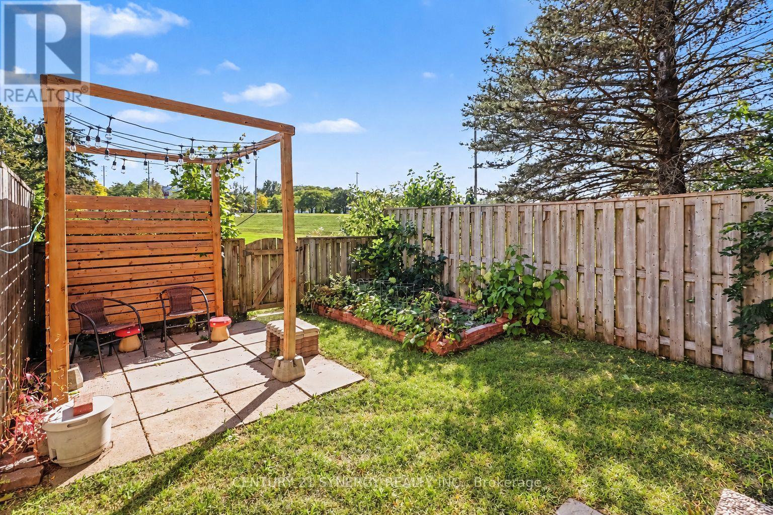 6170 Brookside Lane, Ottawa, ON