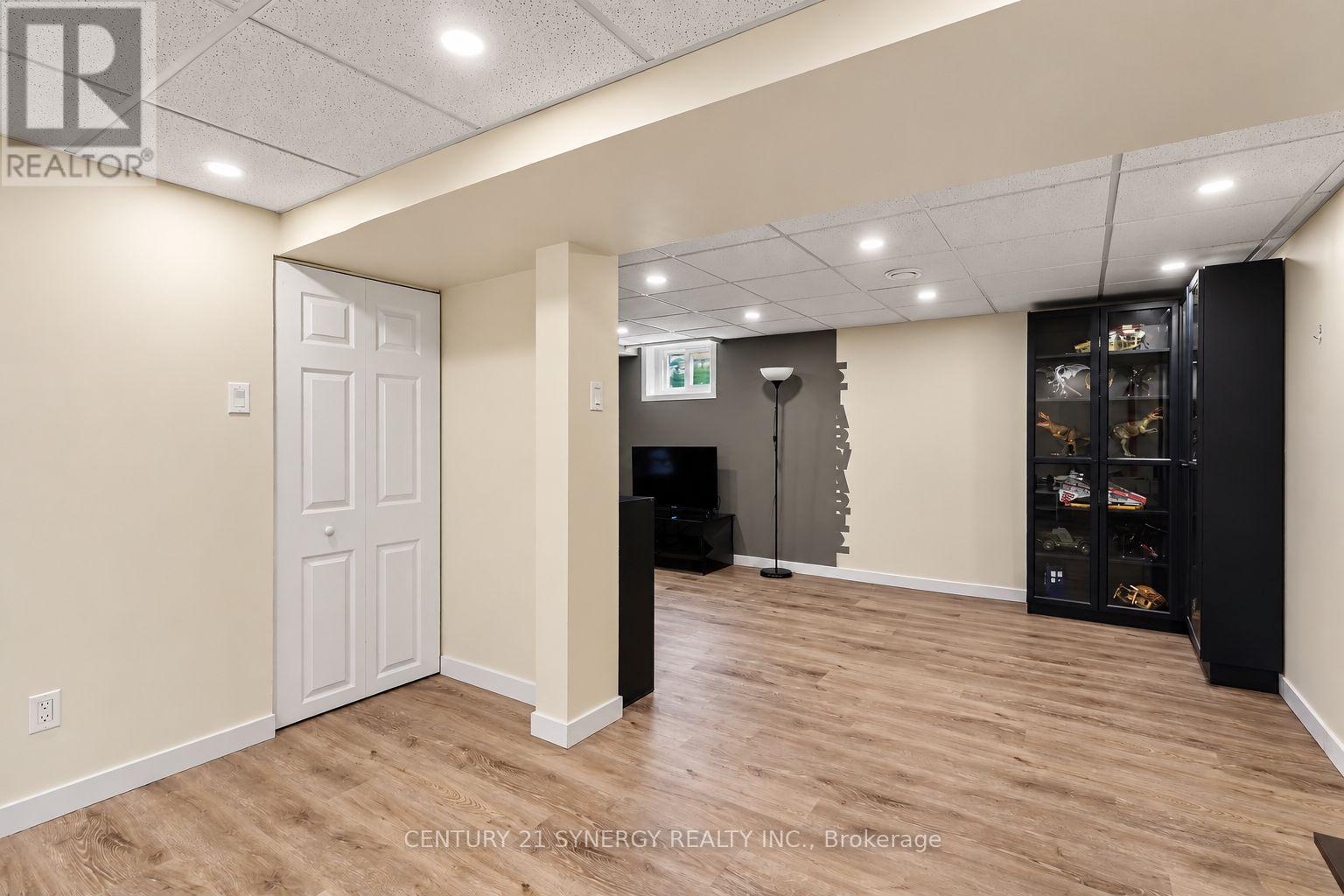 6170 Brookside Lane, Ottawa, ON