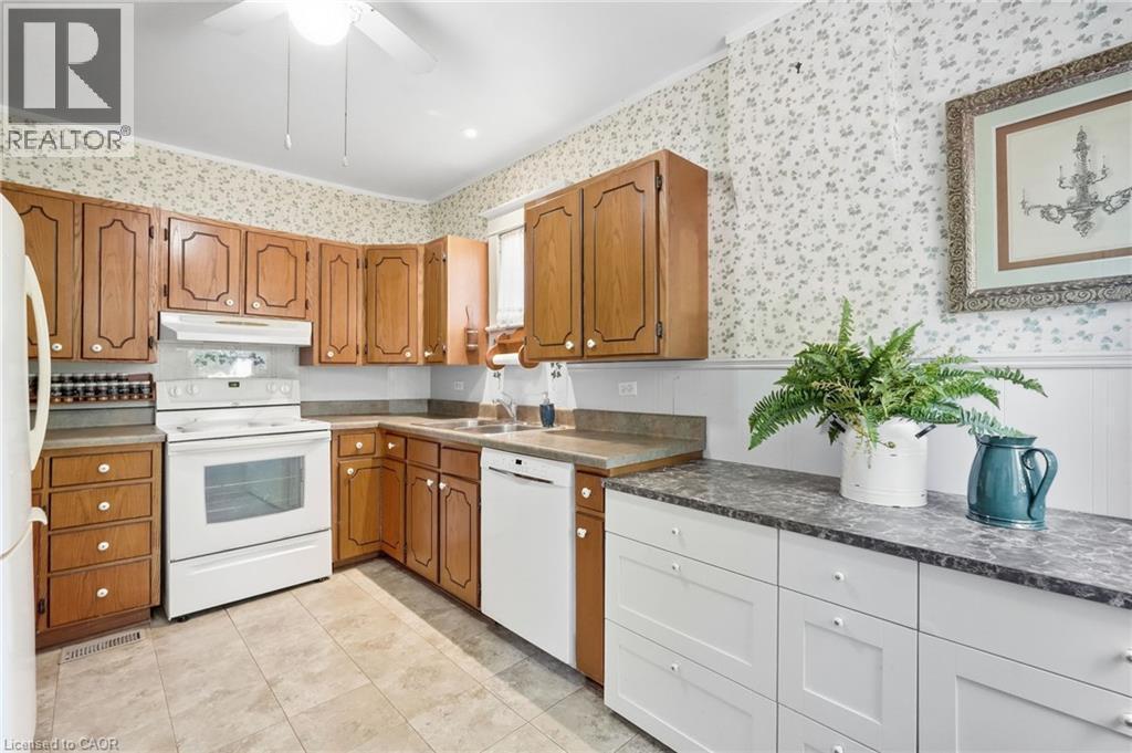 41 East 14Th Street, Hamilton, ON