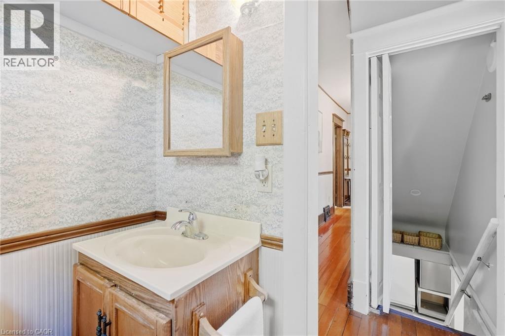 41 East 14Th Street, Hamilton, ON