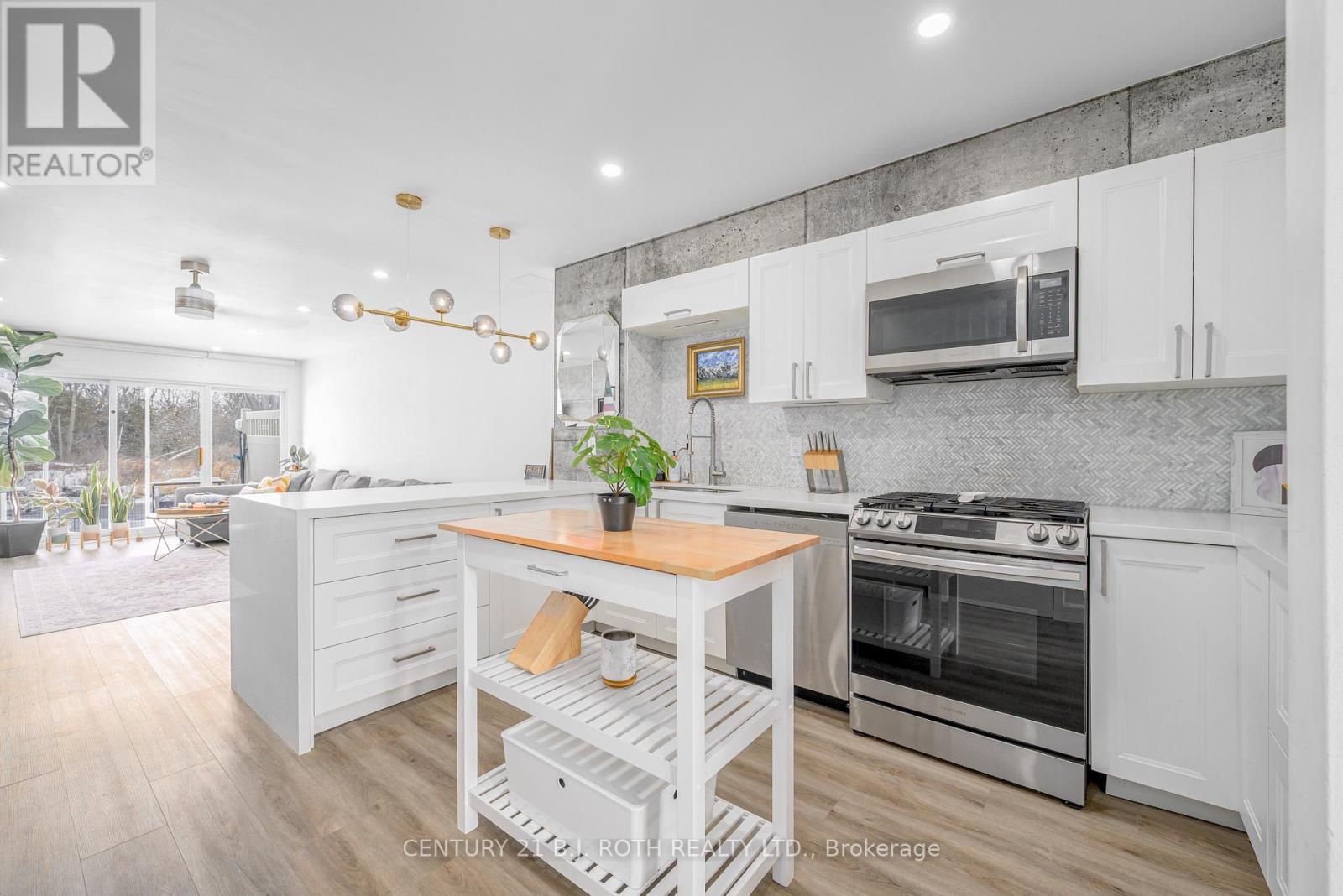 19 - 4 Paradise Boulevard, Ramara, ON