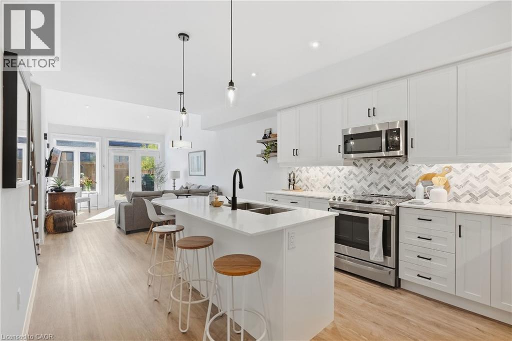 26 Bensley Lane, Hamilton, ON