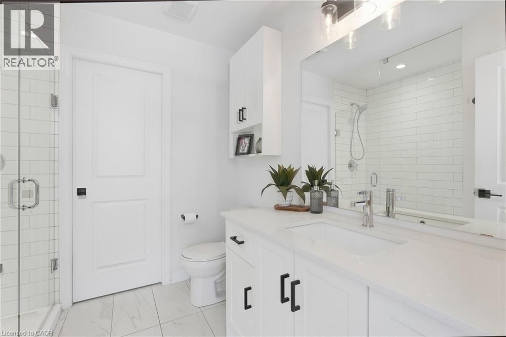 26 Bensley Lane, Hamilton, ON